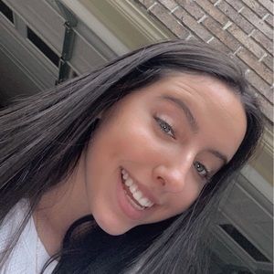 Meet your Posher, Savannah